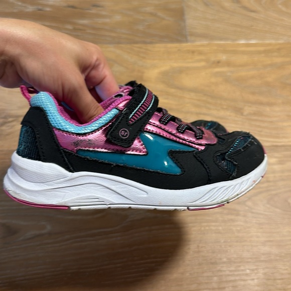 Light up Stride Rite 13W sneakers - Picture 5 of 5